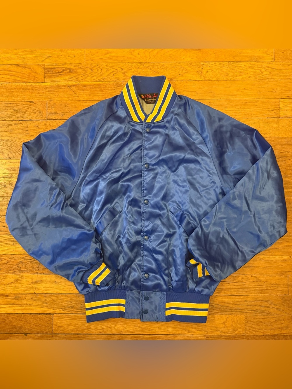 Vintage 80s Pizza Hut Satin Bomber Jacket - Picture 3 of 5